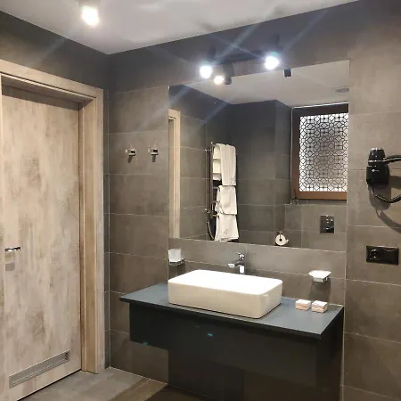 Zefir * Дрогобыч